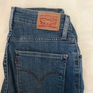 Levi’s 721 skinny jeans